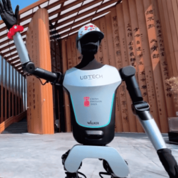Walker C  (Ubtech)